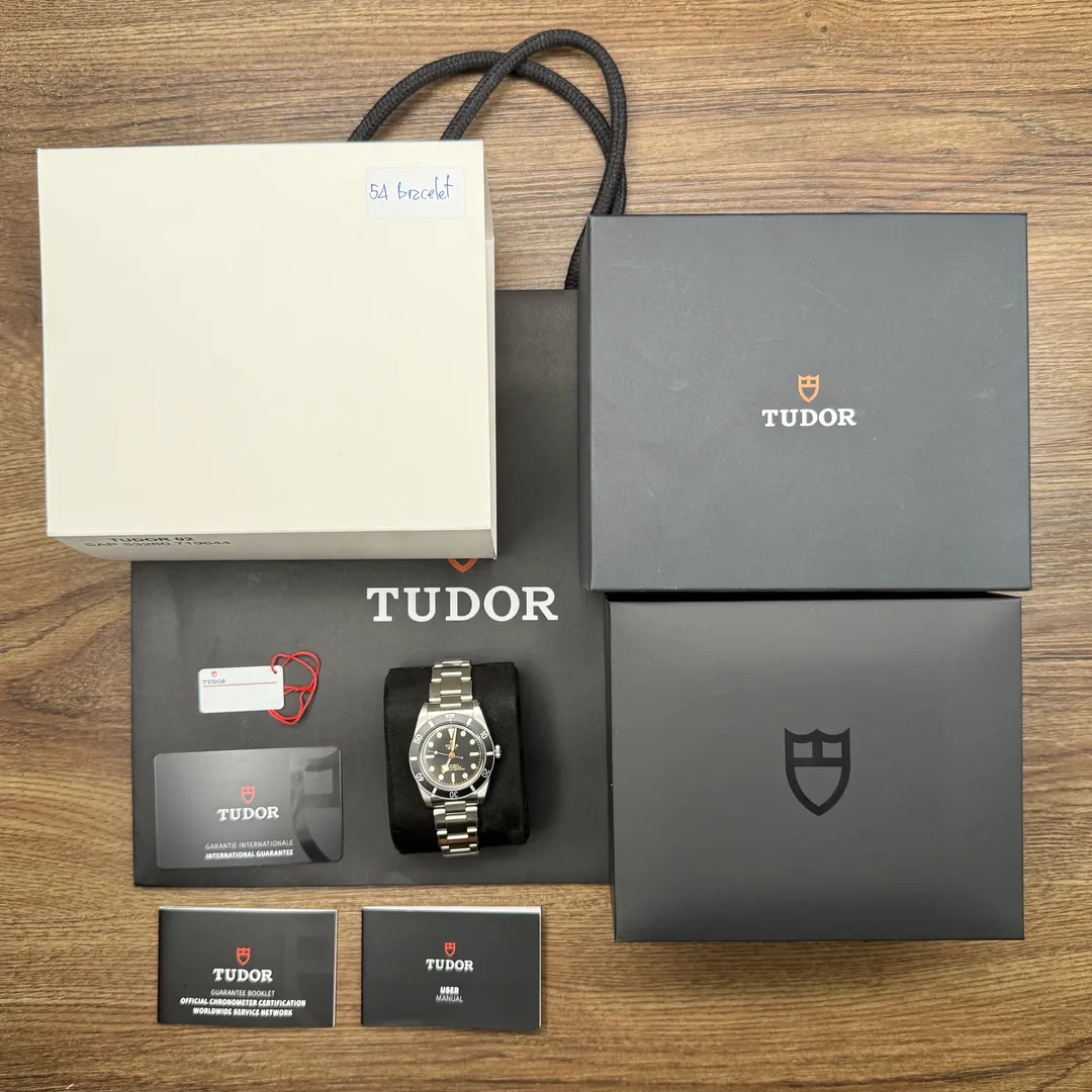 Tudor Black Bay 54 BB54