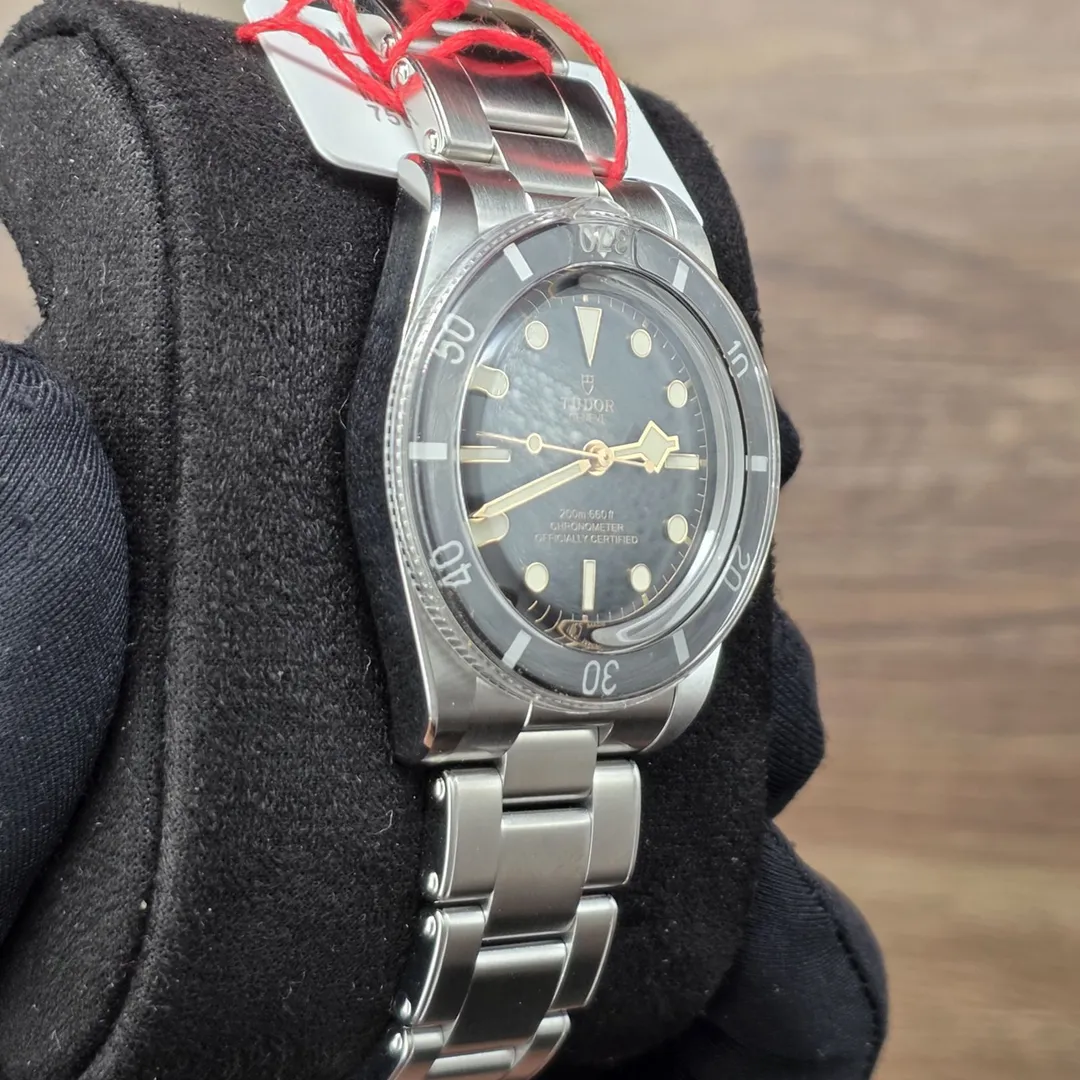 Tudor Black Bay 54 BB54 M79000N-0001 on wrist