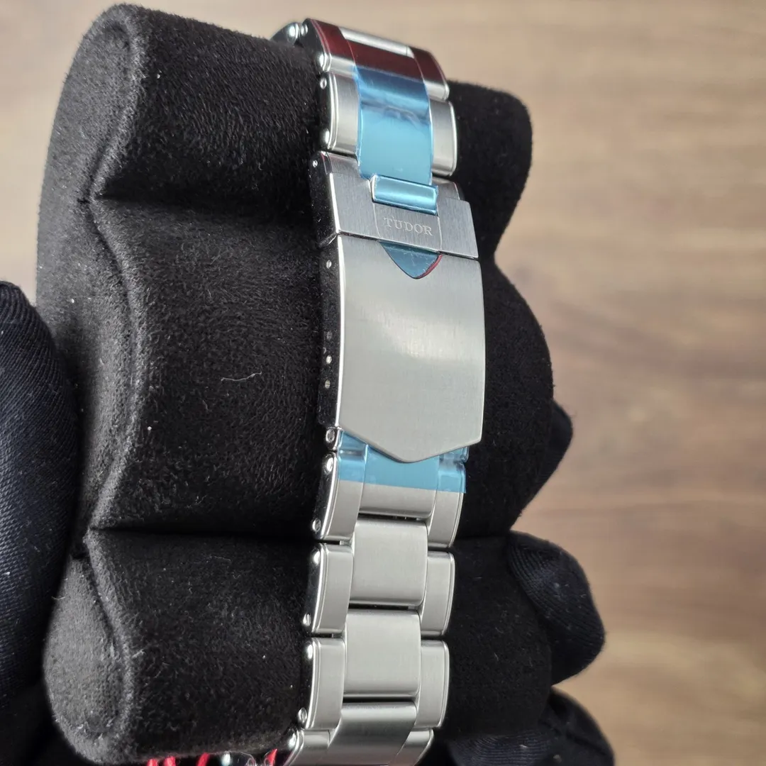 Tudor Black Bay GMT “Pepsi”