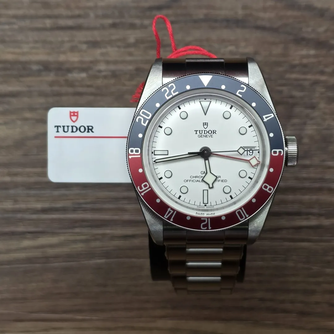 Tudor Black Bay GMT Opaline “Pepsi”