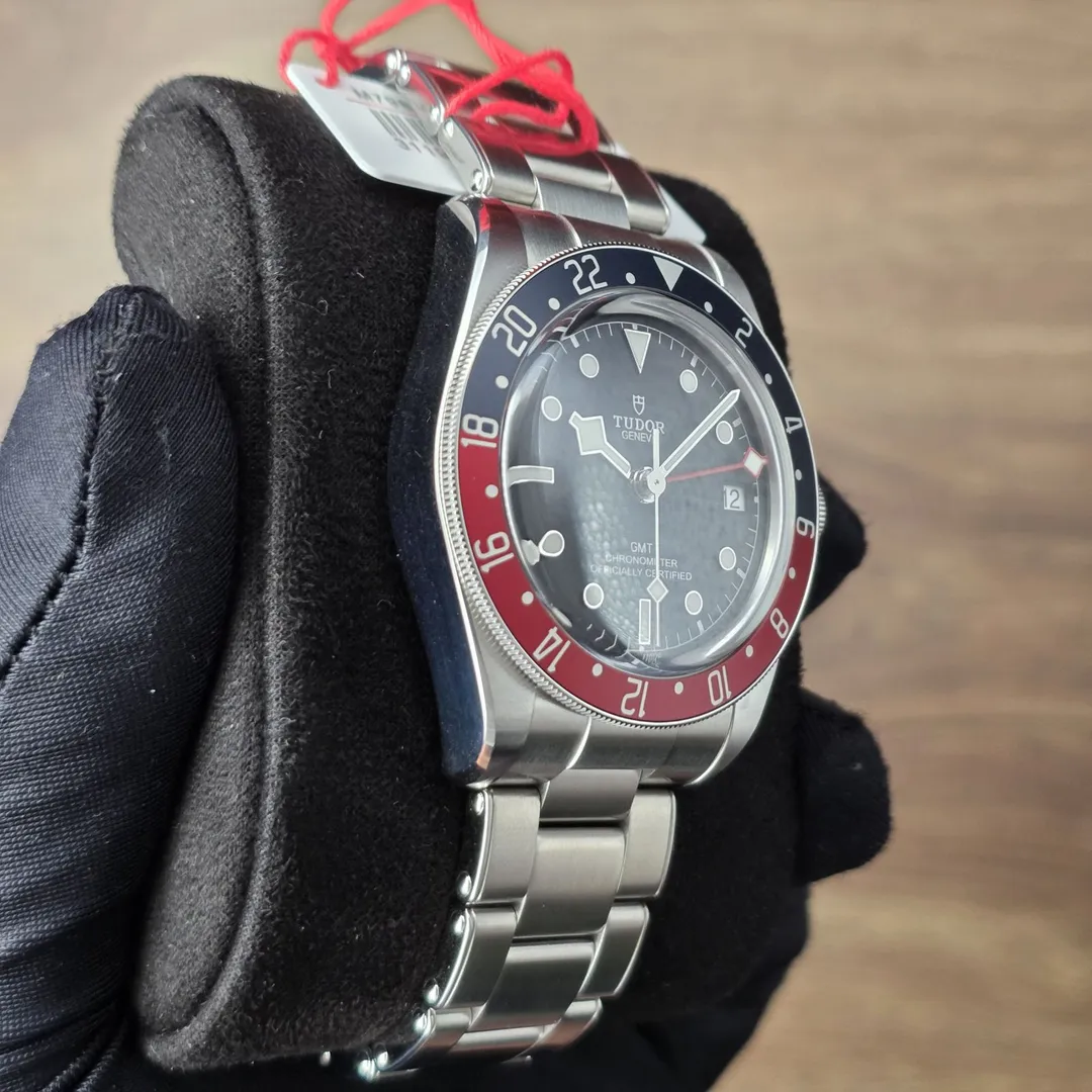 Tudor Black Bay GMT “Pepsi” M79830RB-0001 on wrist