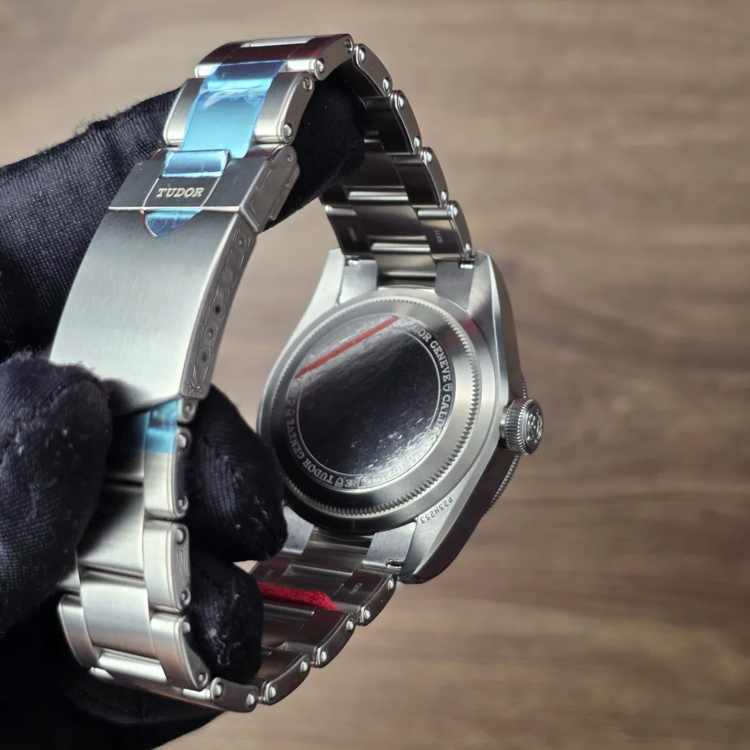 Tudor Black Bay GMT “Pepsi” M79830RB-0001 on wrist