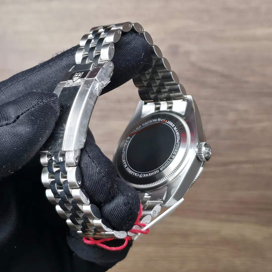 Tudor Black Bay Monochrome on Jubilee M7941A1A0NU-0003 on wrist