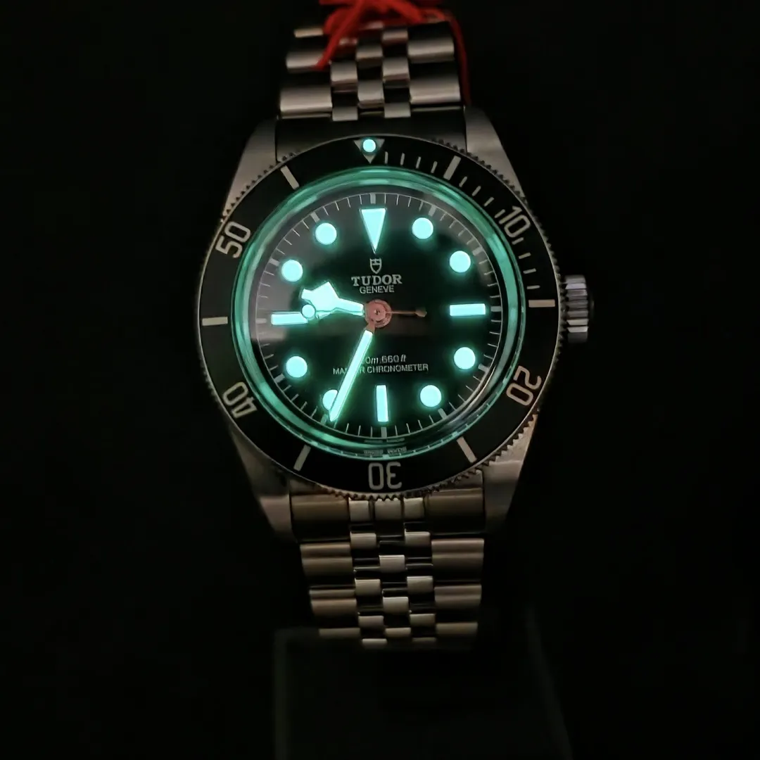 Tudor Black Bay Monochrome on Jubilee M7941A1A0NU-0003 on wrist