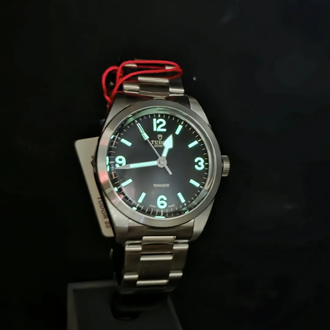 Tudor Ranger M79950-0001 on wrist