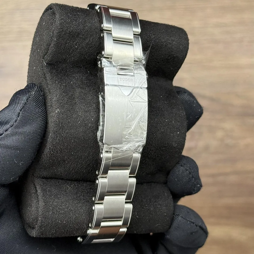 Tudor Black Bay 58 BB58 Blue M79030B-0001 on wrist