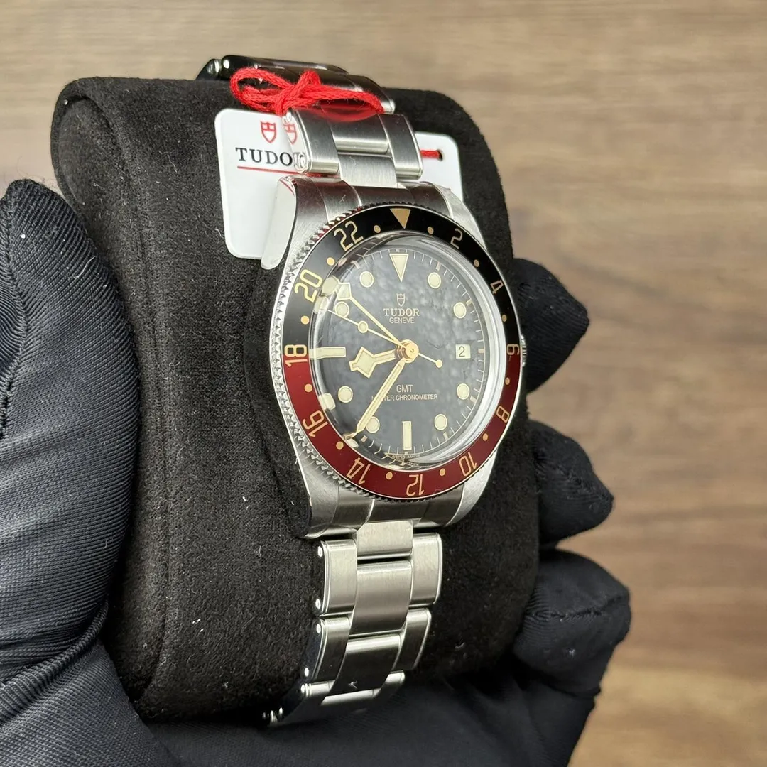 Tudor Black Bay 58 BB58 GMT “Coke” M7939G1A0NRU-0001 on wrist
