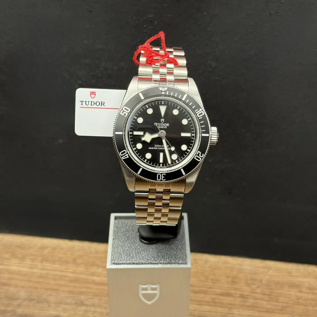 Tudor Black Bay Monochrome on Jubilee M7941A1A0NU-0003 on wrist