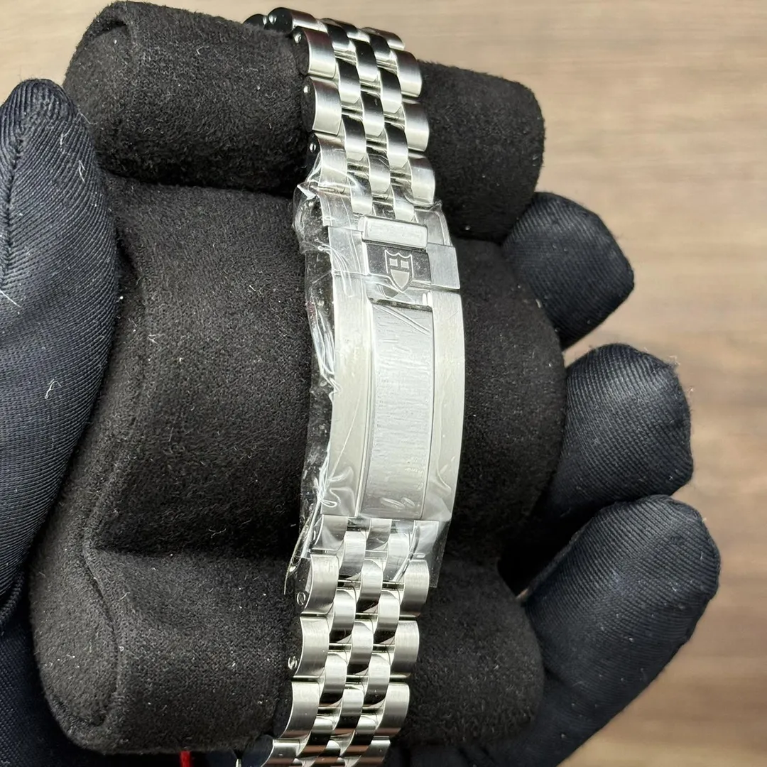 Tudor Black Bay Monochrome on Jubilee M7941A1A0NU-0003 on wrist