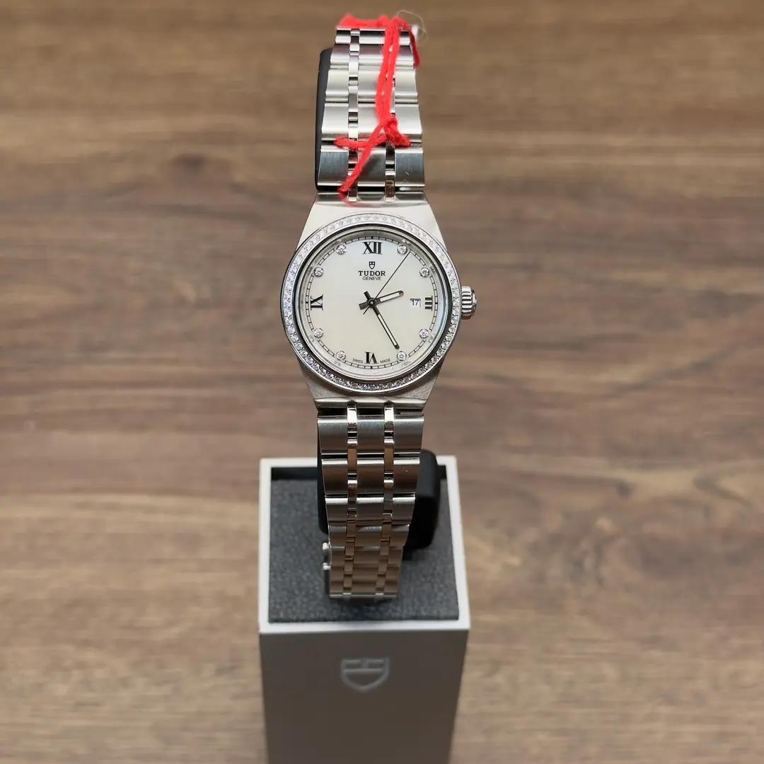 Tudor Royal Diamond-set dial Mother of Pearl