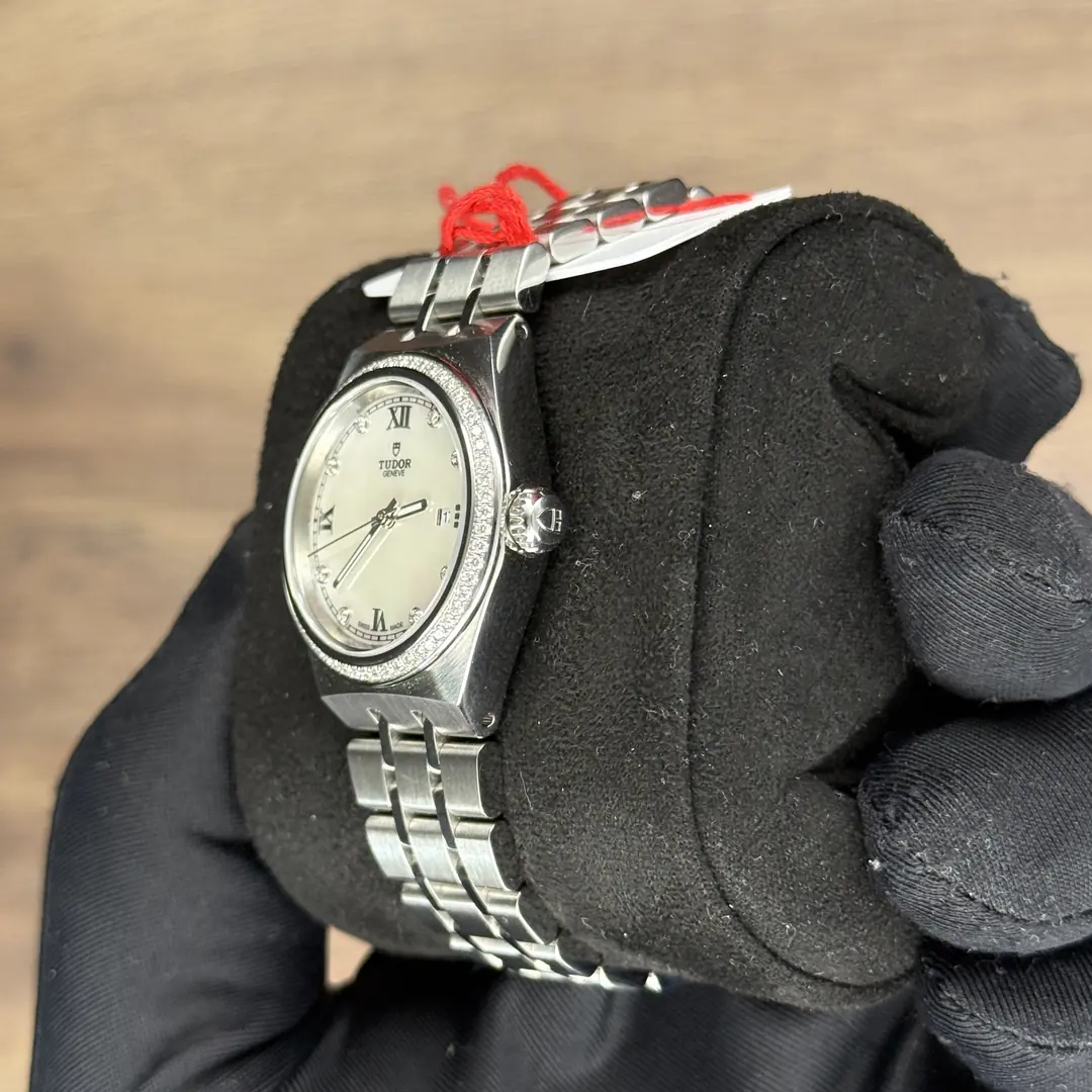 Tudor Royal Diamond-set dial Mother of Pearl