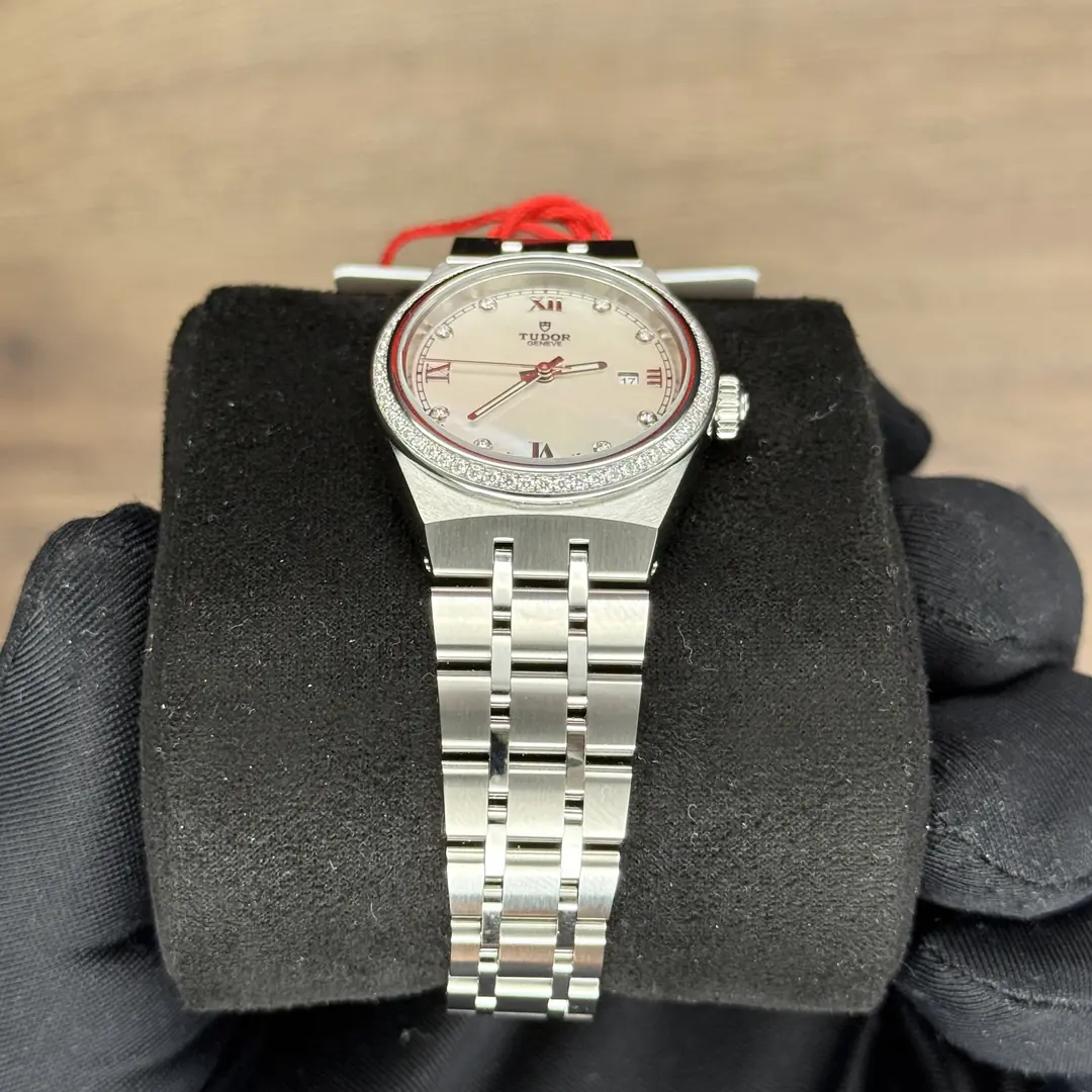 Tudor Royal Diamond-set dial Mother of Pearl