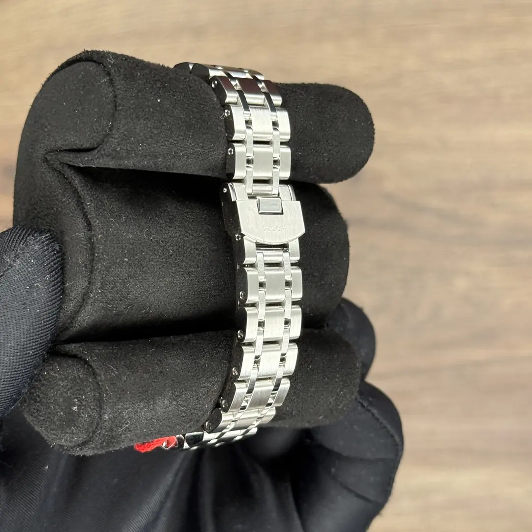 Tudor Royal Diamond-set dial Mother of Pearl