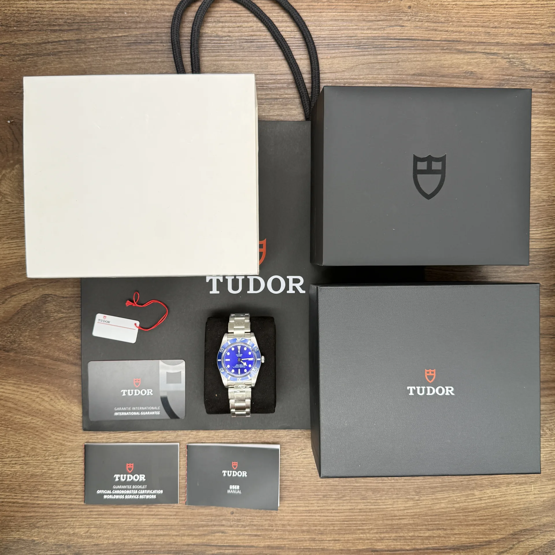 Tudor Black Bay 54 BB54