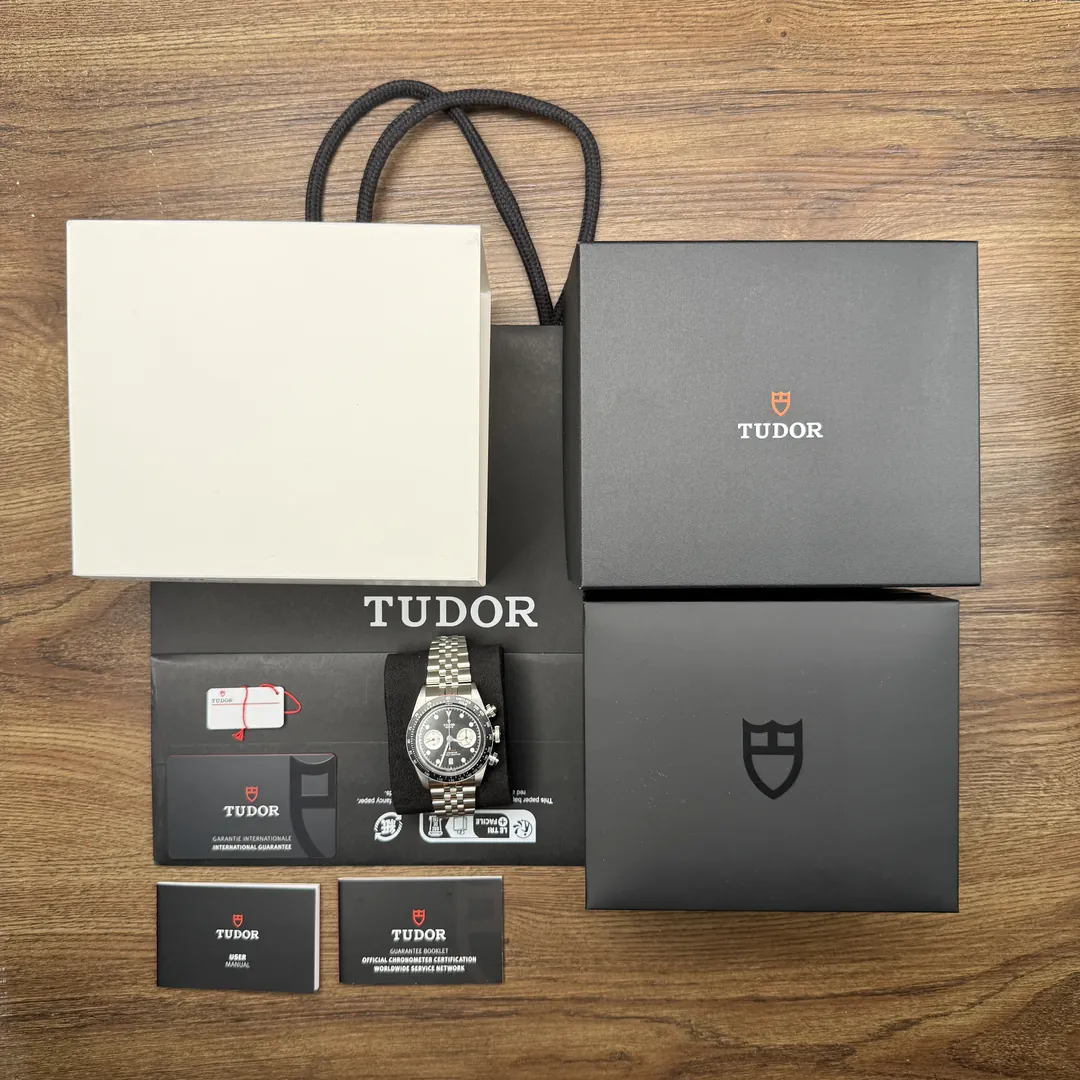 Tudor Black Bay Chrono "Reverse Panda"