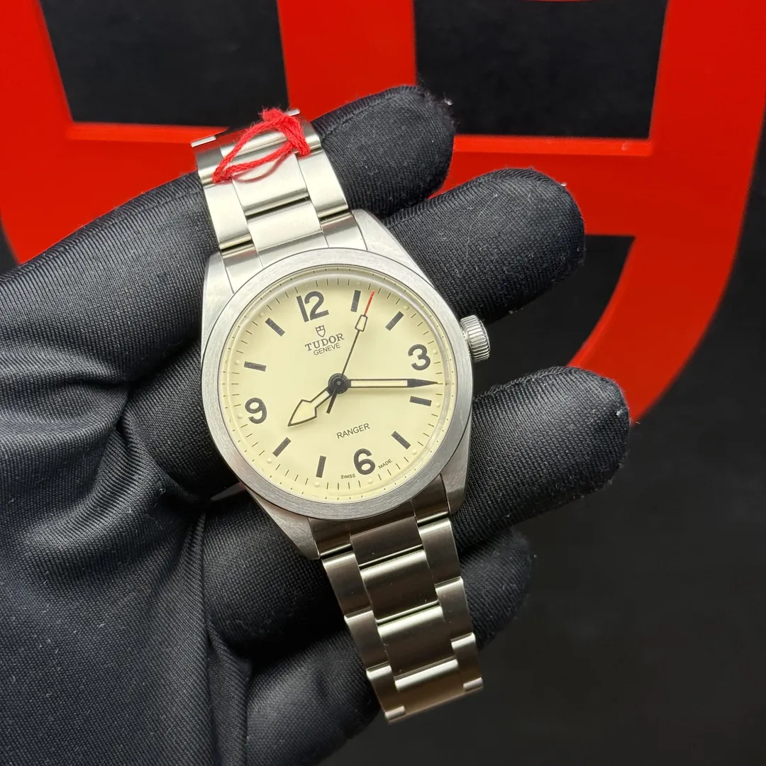 Tudor Ranger Beige "Dune"