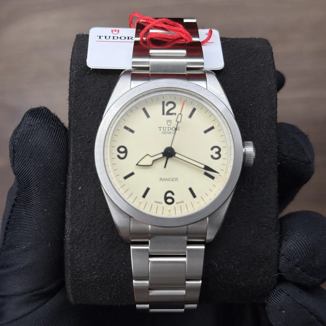 Tudor Ranger Beige "Dune"