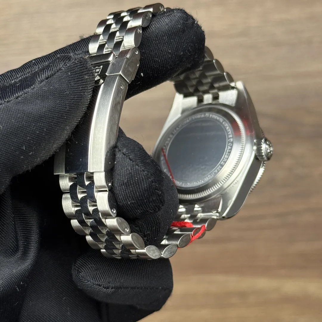 Tudor Black Bay Burgundy