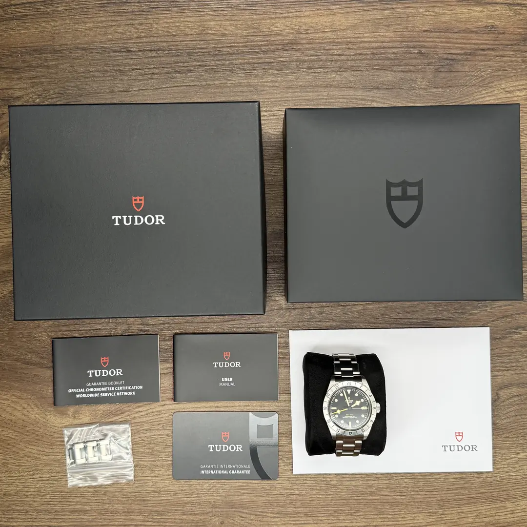 Black Bay Pro GMT