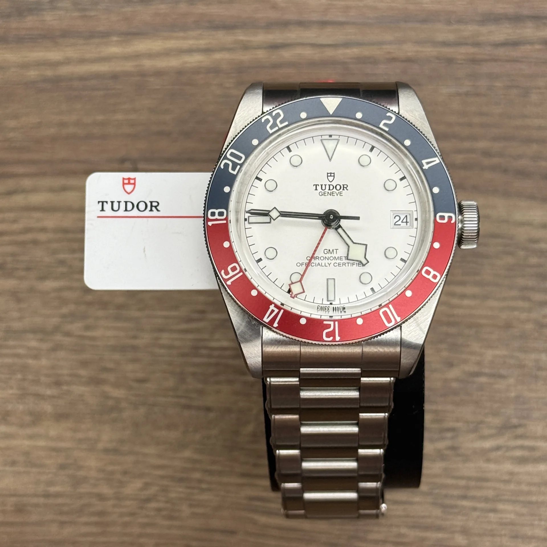 Black Bay GMT Opaline "Pepsi"